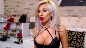 Blonde feels in need of hard ramming in HD